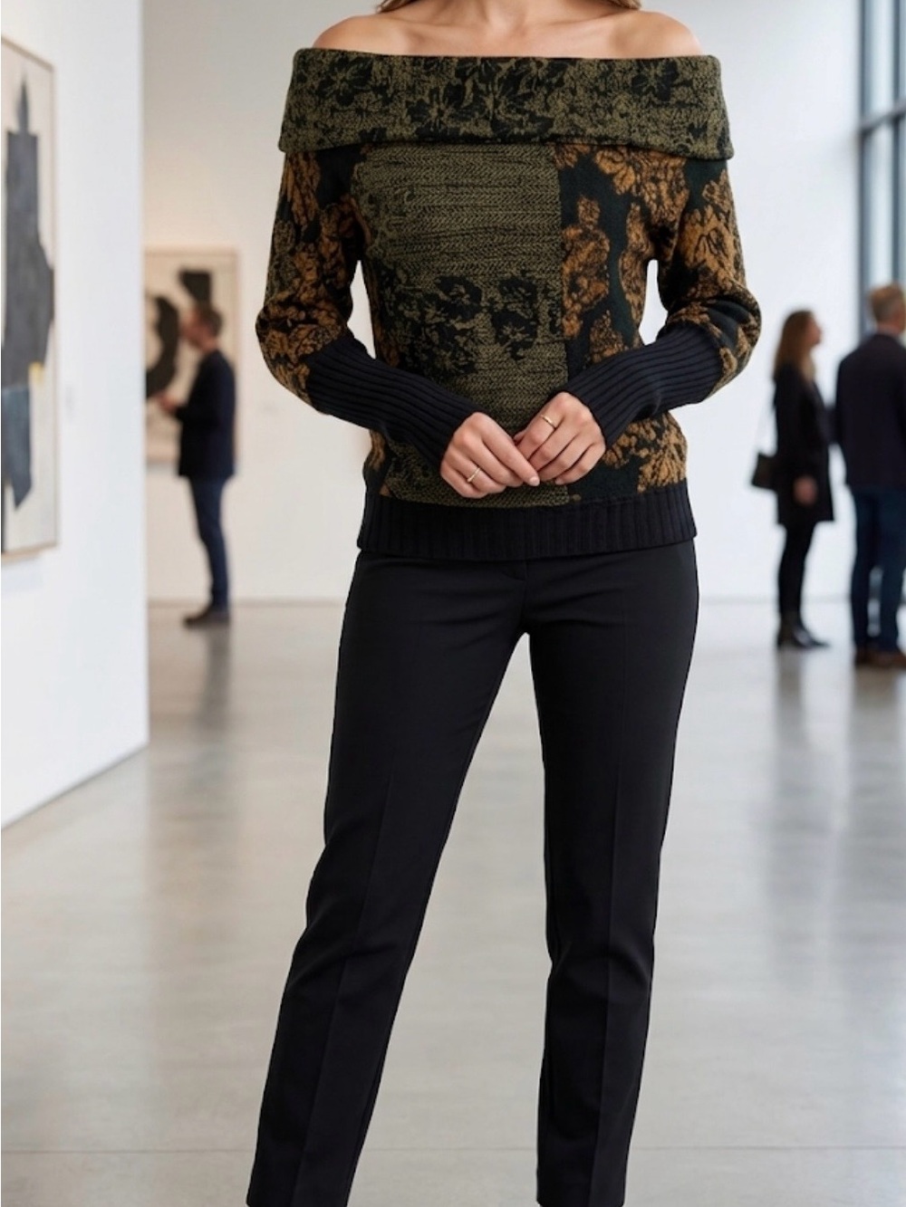 Free People Cowl Neck Cropped Wool/ Metallic Sweater in Black and Gold Sz S
